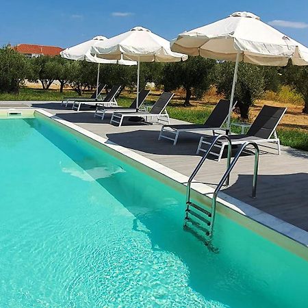 Eleonas Suites サルティ エクステリア 写真