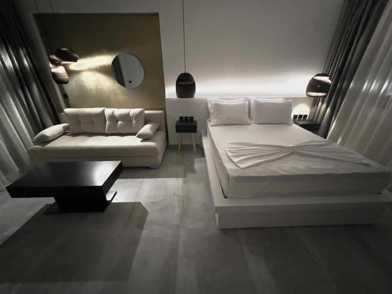 Eleonas Suites サルティ エクステリア 写真